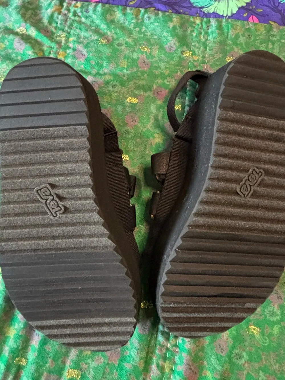 TEVA Flatform Mevia Sandals